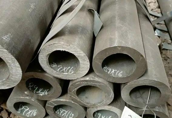 山东15CrMoG无缝管是电力、石化、锅炉行业的核心管材